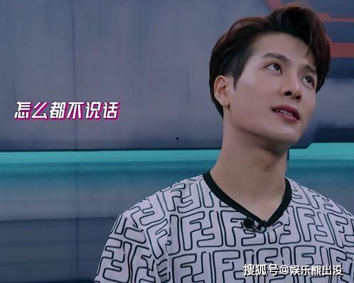 王嘉尔的吃瓜视频大全,趣味横生，笑料不断